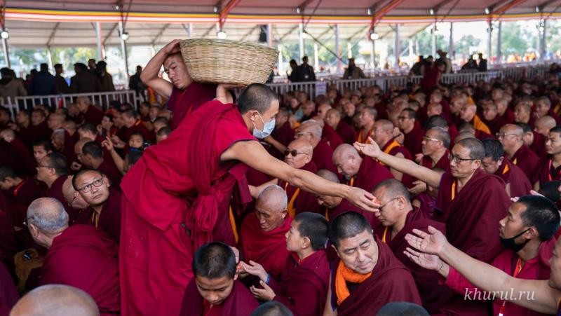 The Dalai Lama Concludes Bestowing the Empowerments from the “Cycle of Manjushri Teachings”