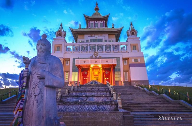 Prayers and Mantras Recommended by His Holiness the 14th Dalai Lama for the Soonest End to the Coronavirus Pandemic