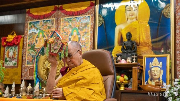 The Dalai Lama Granted the Avalokiteshvara Empowerment Online