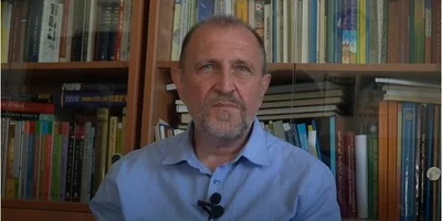 S. L. Kuzmin. Religious Ties of Tibet, Mongolia, and Russia