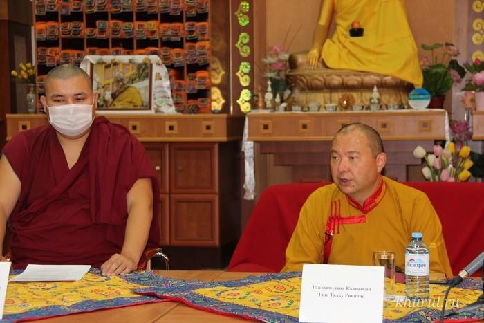 The Dalai Lama Will Give Teachings in November