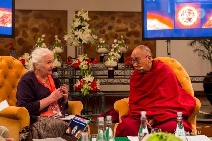 “The World in an Era of Change” — Online meeting of His Holiness the Dalai Lama with students of five Russian state universities
