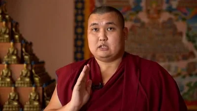 Yonten Gelung takes part in meeting on the development of Buddhist education in Russia