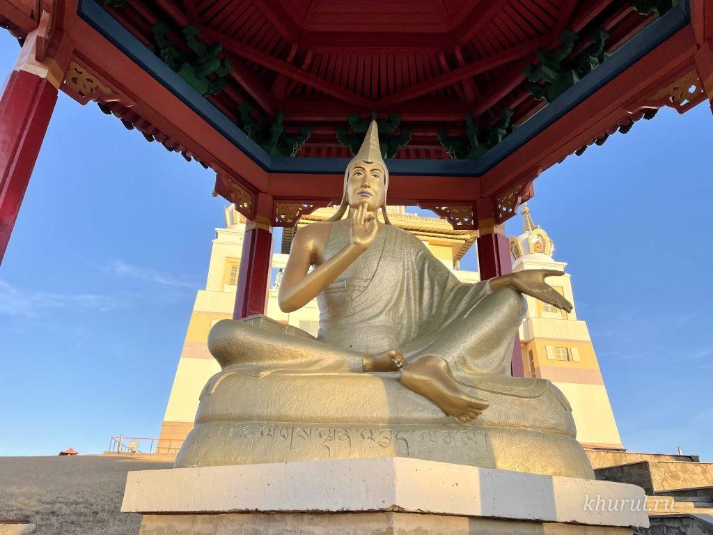 The 17 Panditas of Nalanda