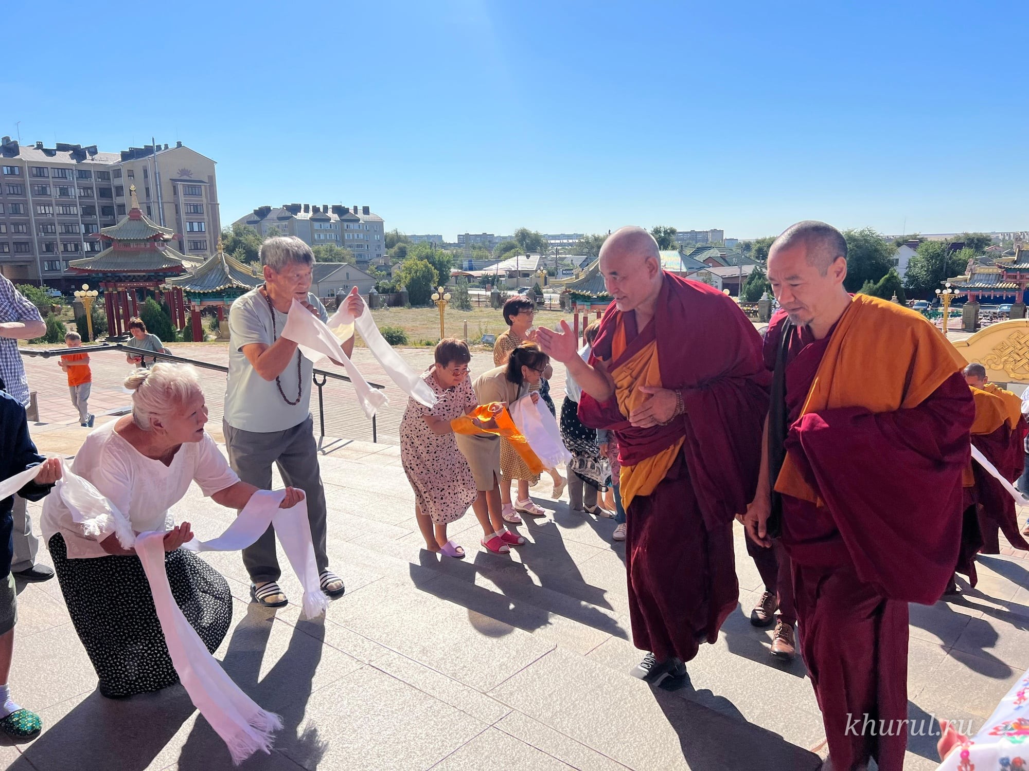Geshe Lharampa Jigme Gyatso Bestowed a Blessing on the Faithful of Kalmykia