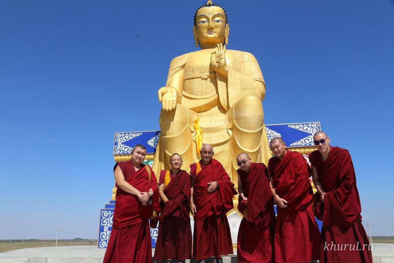 The Venerable Khen Rinpoche Visited the Lagan District