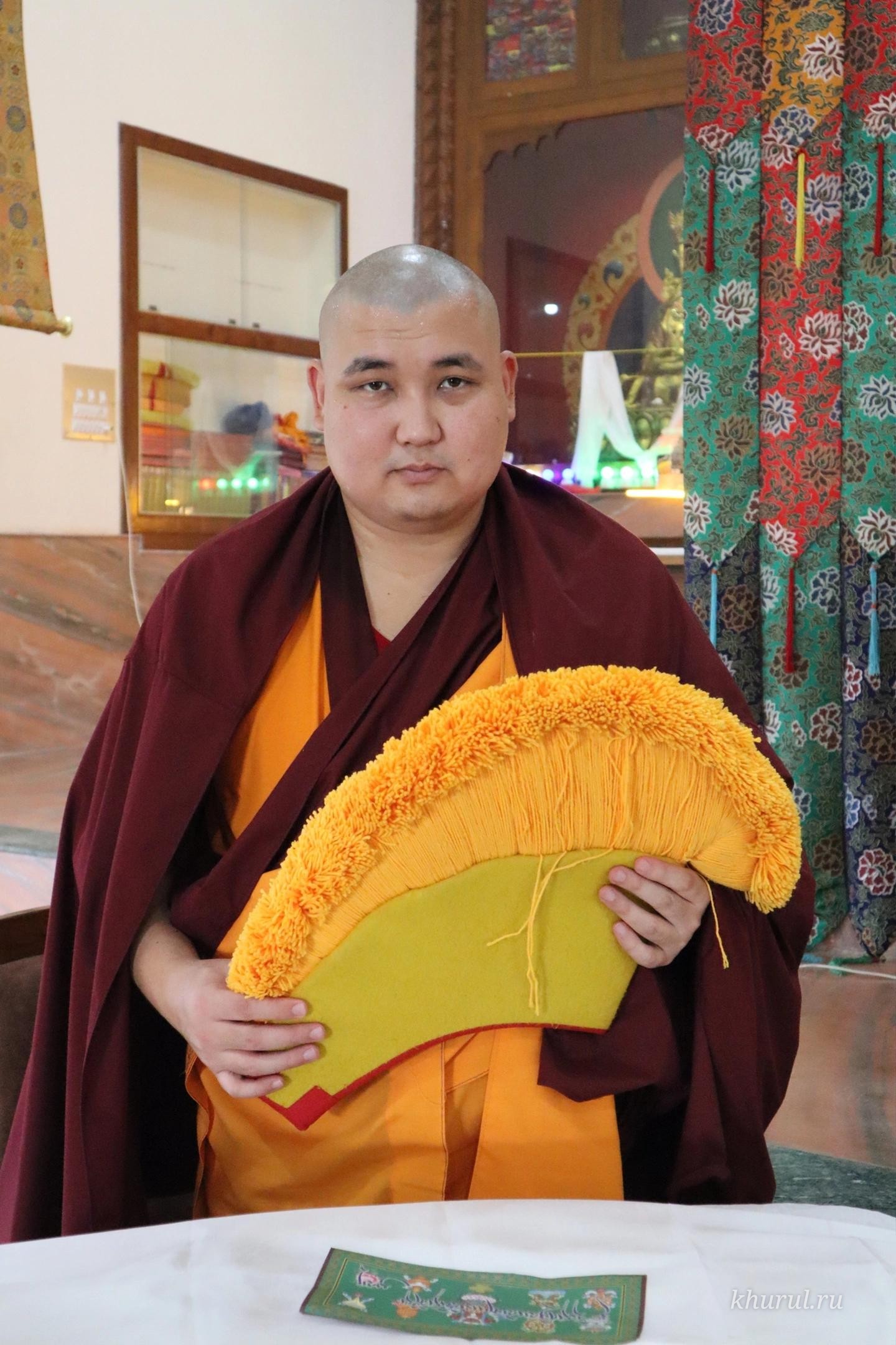 Yonten Gelung today defended the high title of Geshe at Drepung Gomang Monastery