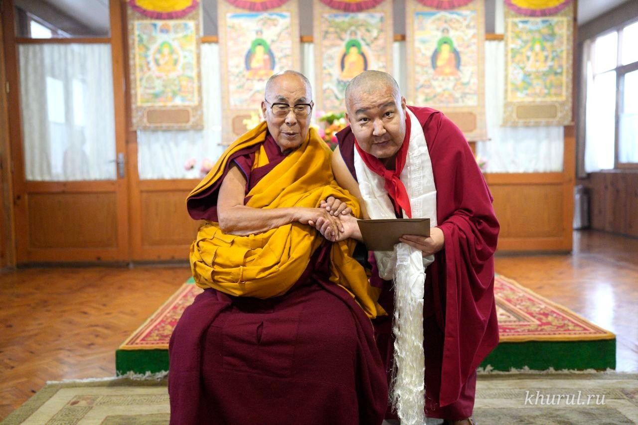Shajin Lama of Kalmykia at an Audience with His Holiness the 14th Dalai Lama