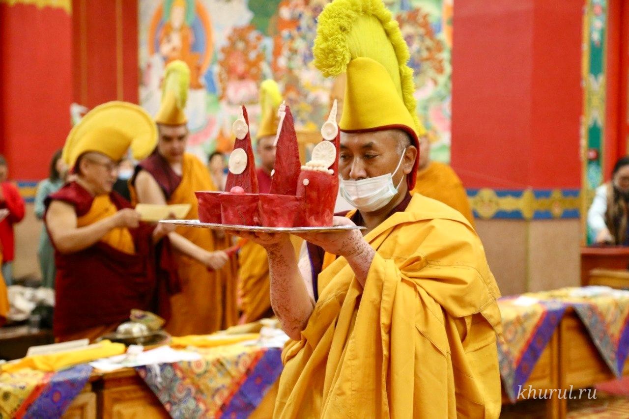 Festive rituals began at “The Golden Abode of Buddha Shakyamuni” at 5:00 a.m.