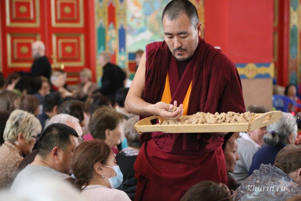 The “Kangso” and “Hurvn Hüv” rituals were held in Kalmykia