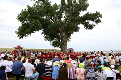 On the eve of the sacred month of Urs Sar, the monks of the Central Khurul will hold the rite of worshiping the earth 