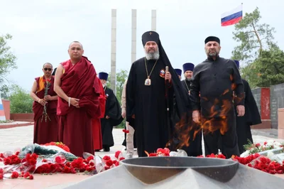 The Monastic Sangha of Kalmykia Congratulates Its Fellow Countrymen on Victory Day