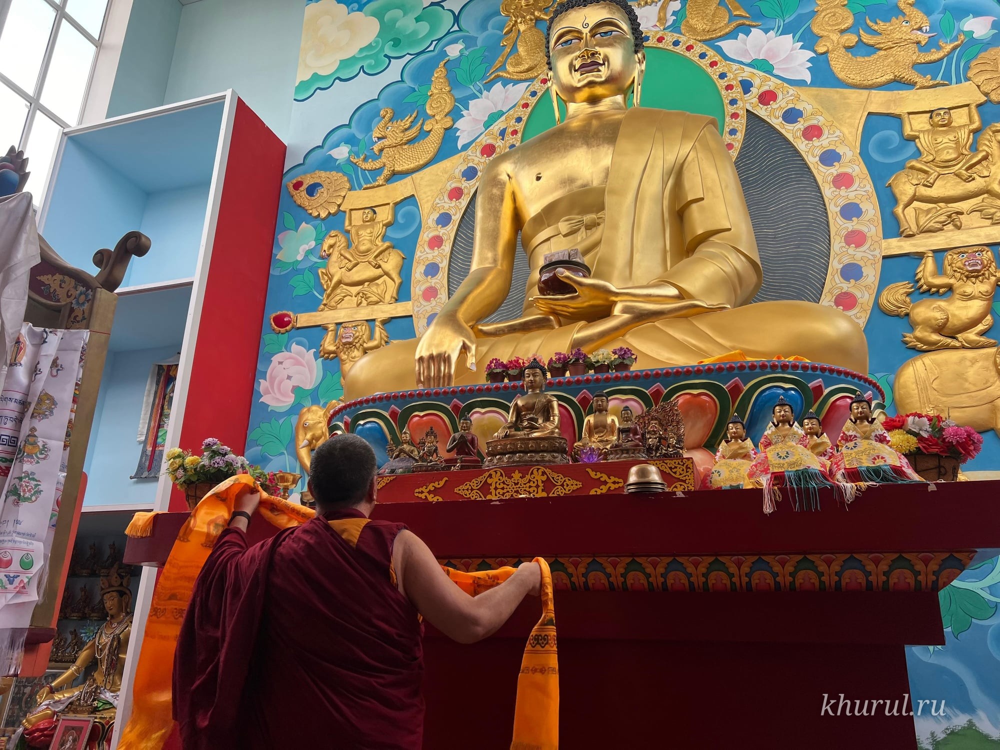 Shajin Lama of Kalmykia Visits the Lagan Dargyeling Khurul