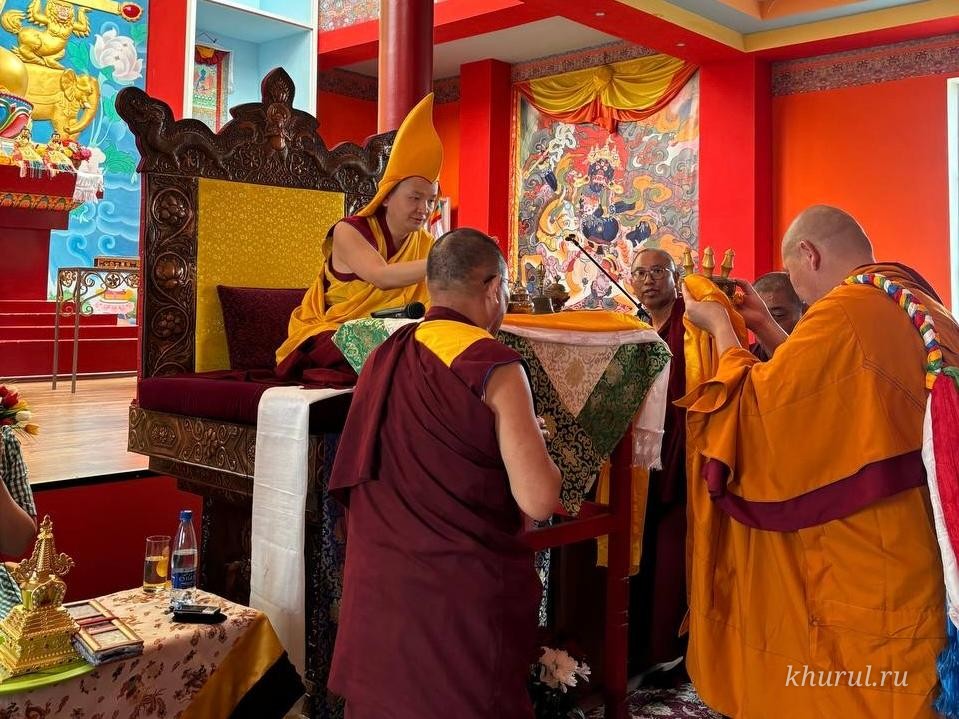 Kundeling Tatsak Rinpoche Visits Lagan District