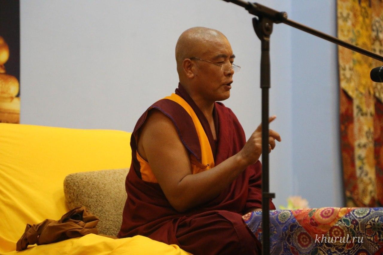On consciousness, mind, emotions, and the practice of taking Refuge… lectures by the Venerable Geshe Jagba Gyatso continue at the Central Khurul