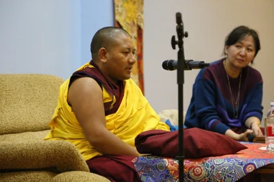 The Venerable Geshe Lharampa Tenzin Sangpo Rinpoche gives daily lectures at the khurul