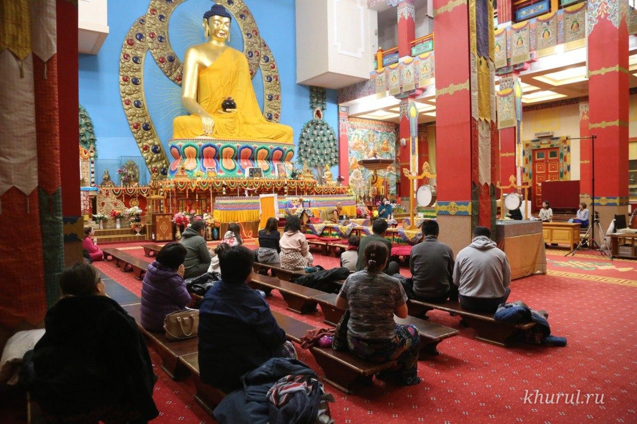Believers of Kalmykia Took the One-Day Mahayana Vows