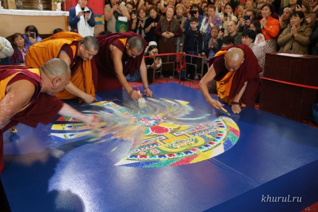 A Green Tara Mandala Dissolution Ceremony Was Held at the Central Khurul