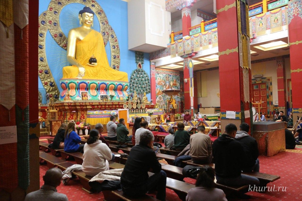 Taking One-Day Vows on Such a Sacred Day — for the Benefit of All