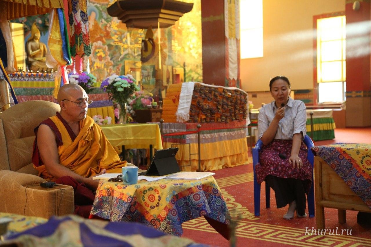 Taking the One-Day Mahayana Vows on One of the Special Days for Buddhists
