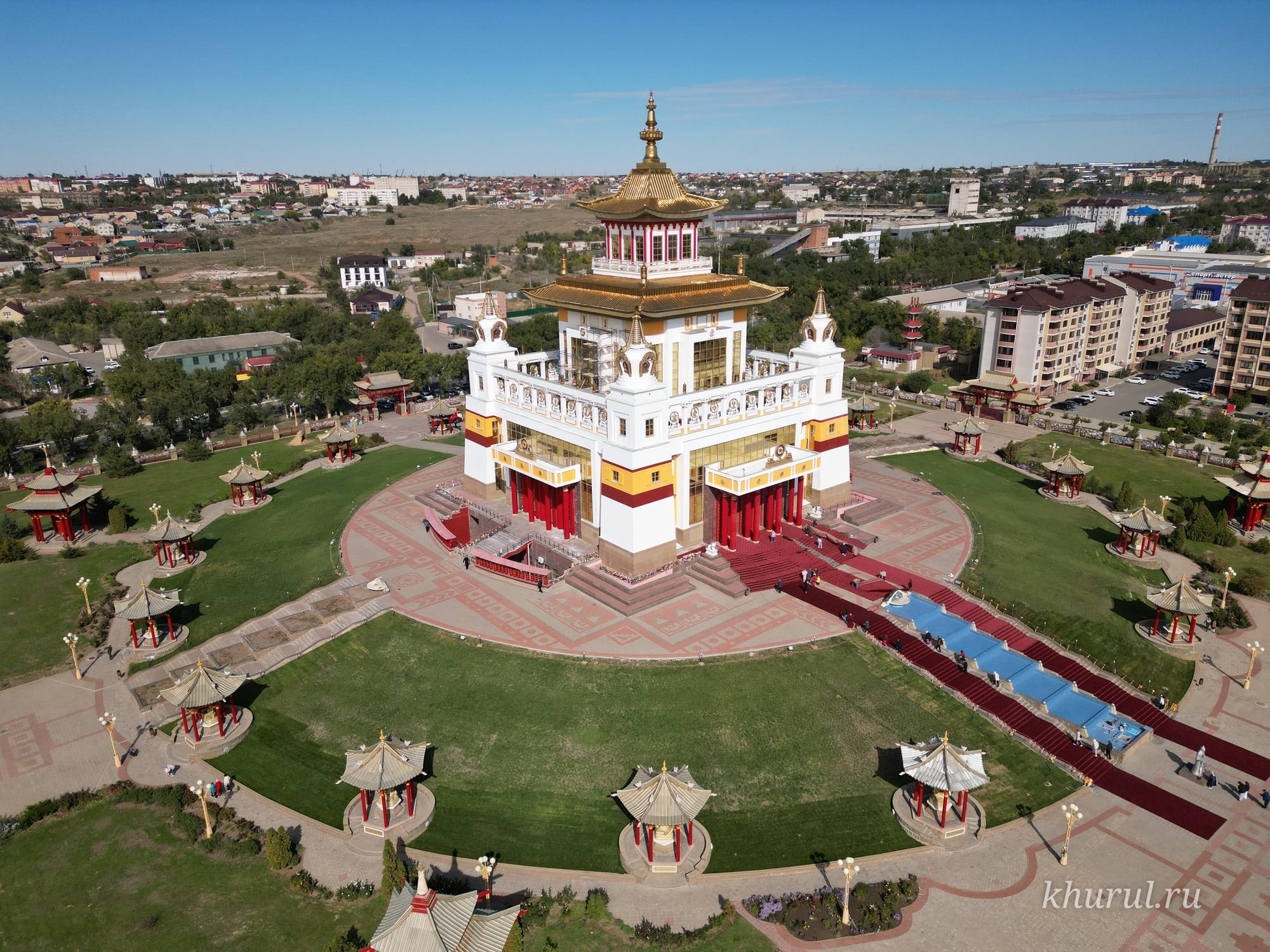 For the first time, relics of Buddha Shakyamuni arrive in Kalmykia from India