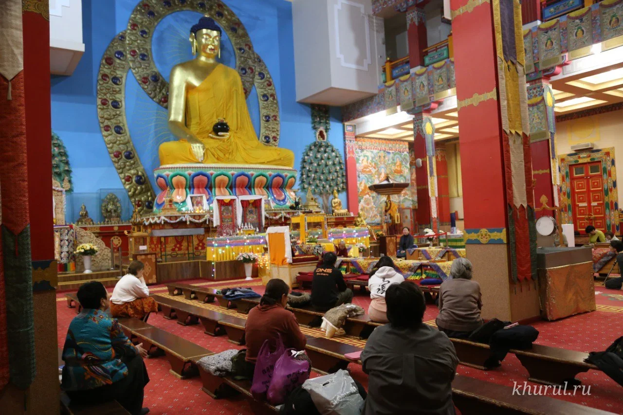 Believers of Kalmykia Welcomed Tsagan Sar Early in the Morning at the Khurul