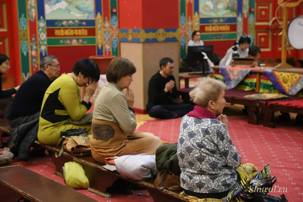 Believers of Kalmykia Welcomed Tsagan Sar Early in the Morning at the Khurul