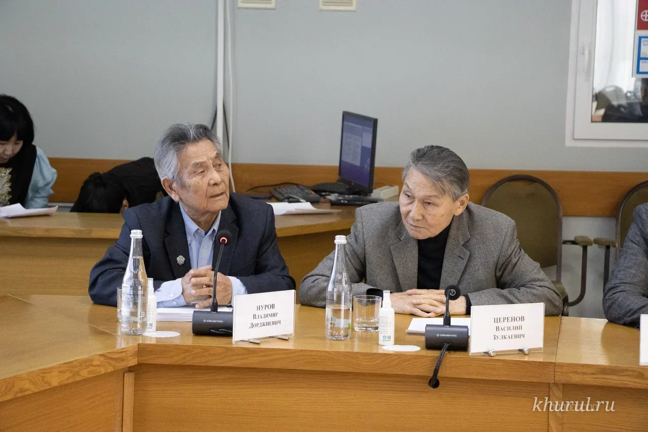 A Substantive Conversation. A Meeting on Preserving the Kalmyk Language Was Held at the Government of the Republic of Kalmykia