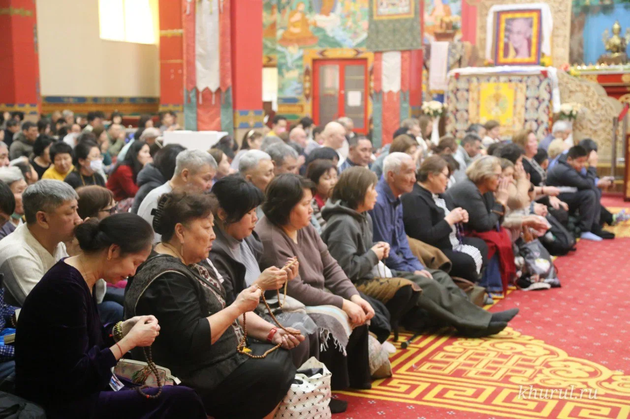 May the Spiritual Connection with the Teaching of the Buddha Grow Stronger Year After Year