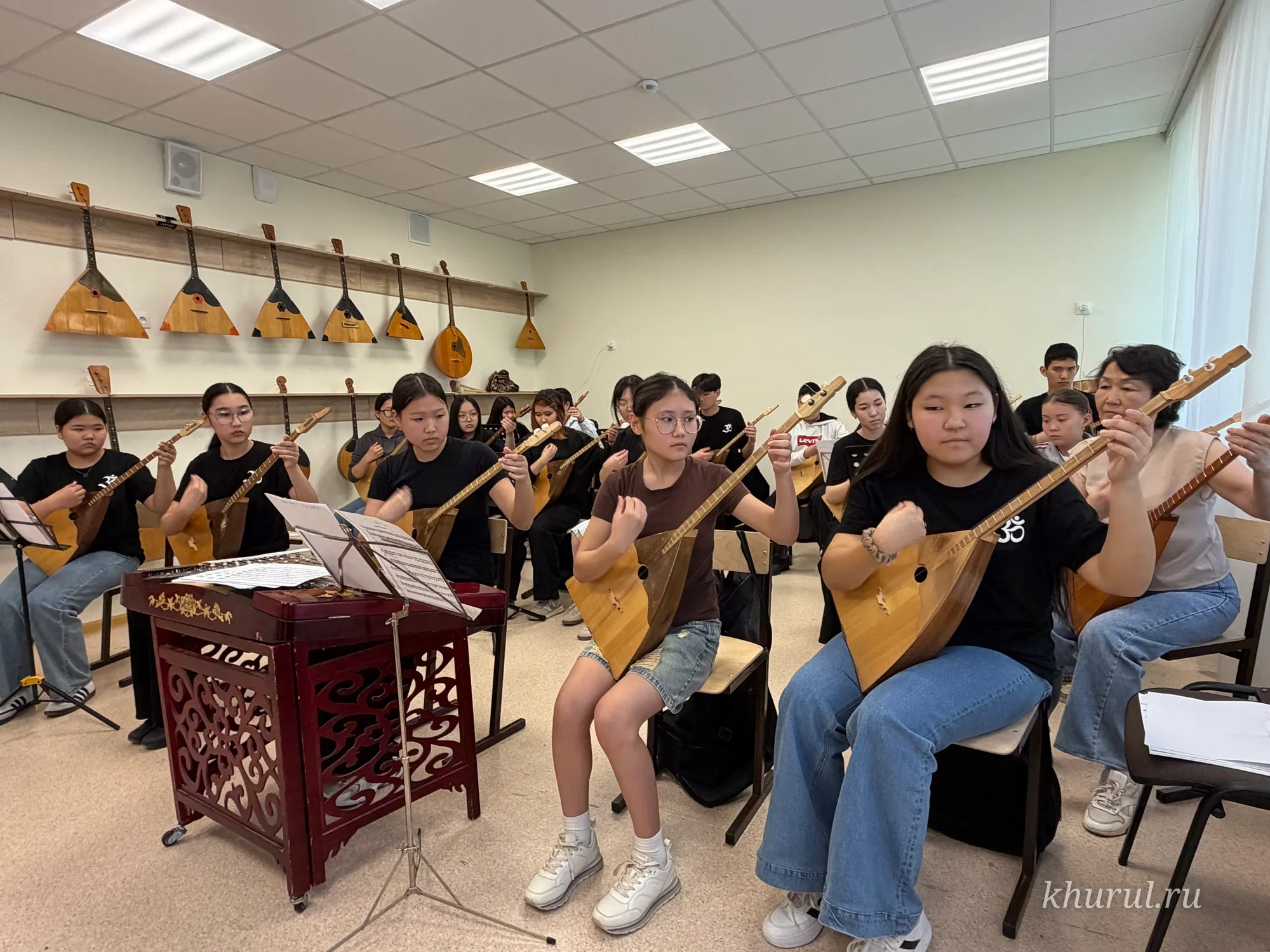 Three Days Until the Musical Offering to the Three Jewels
