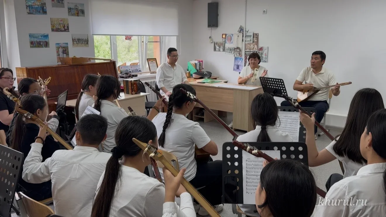 Three Days Until the Musical Offering to the Three Jewels