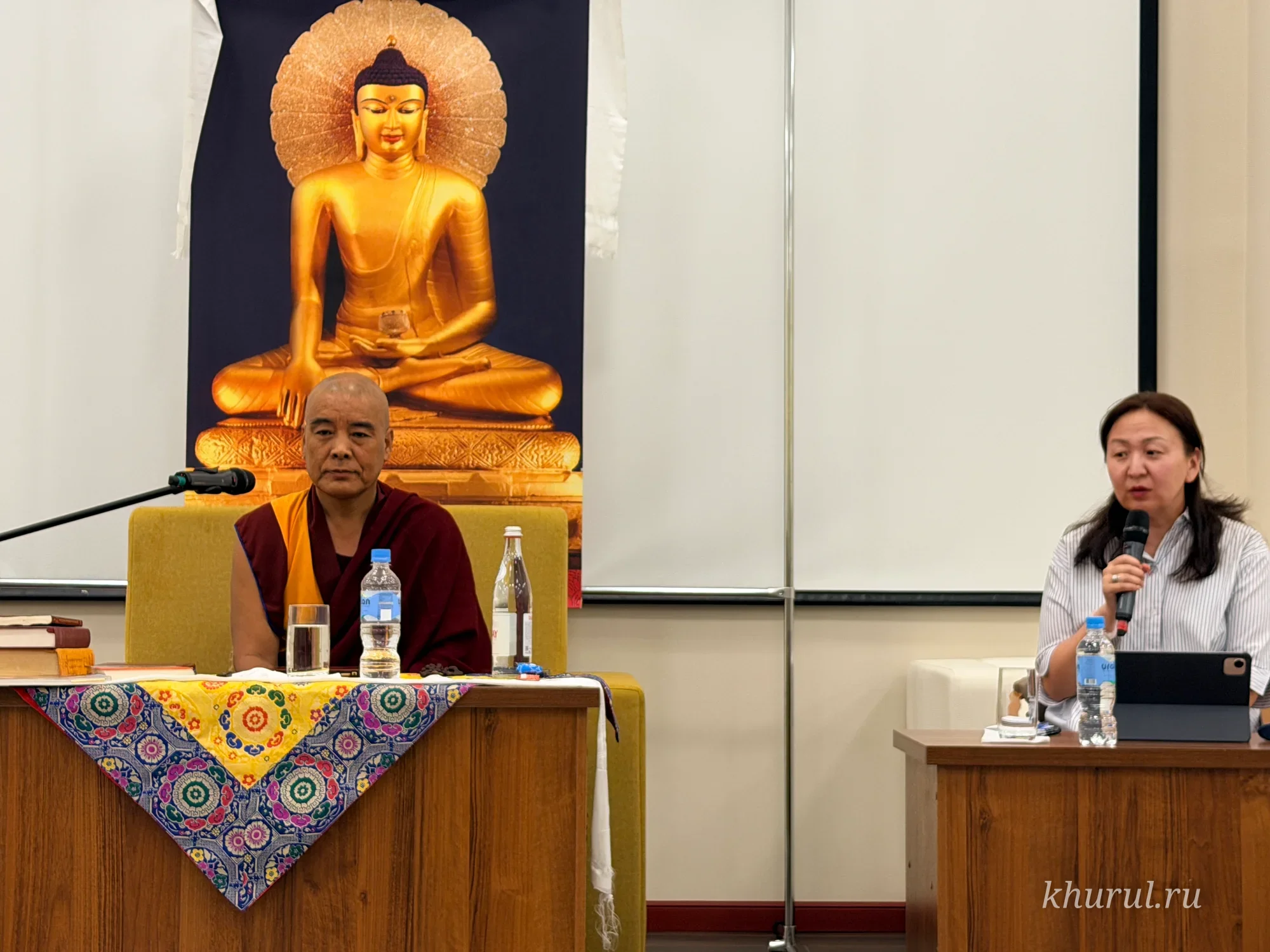 Lectures by the eminent Teacher — Geshe Lharampa Jagba Gyatso — have begun at the Central Khurul