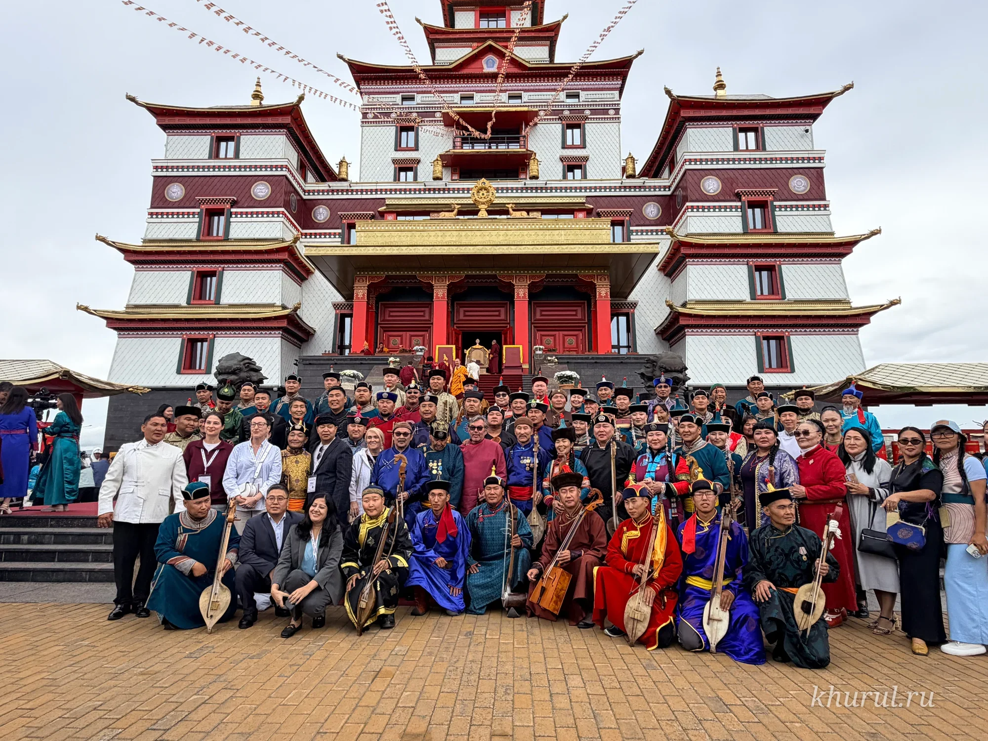 Musical Offering to the Three Jewels Held in Tuva