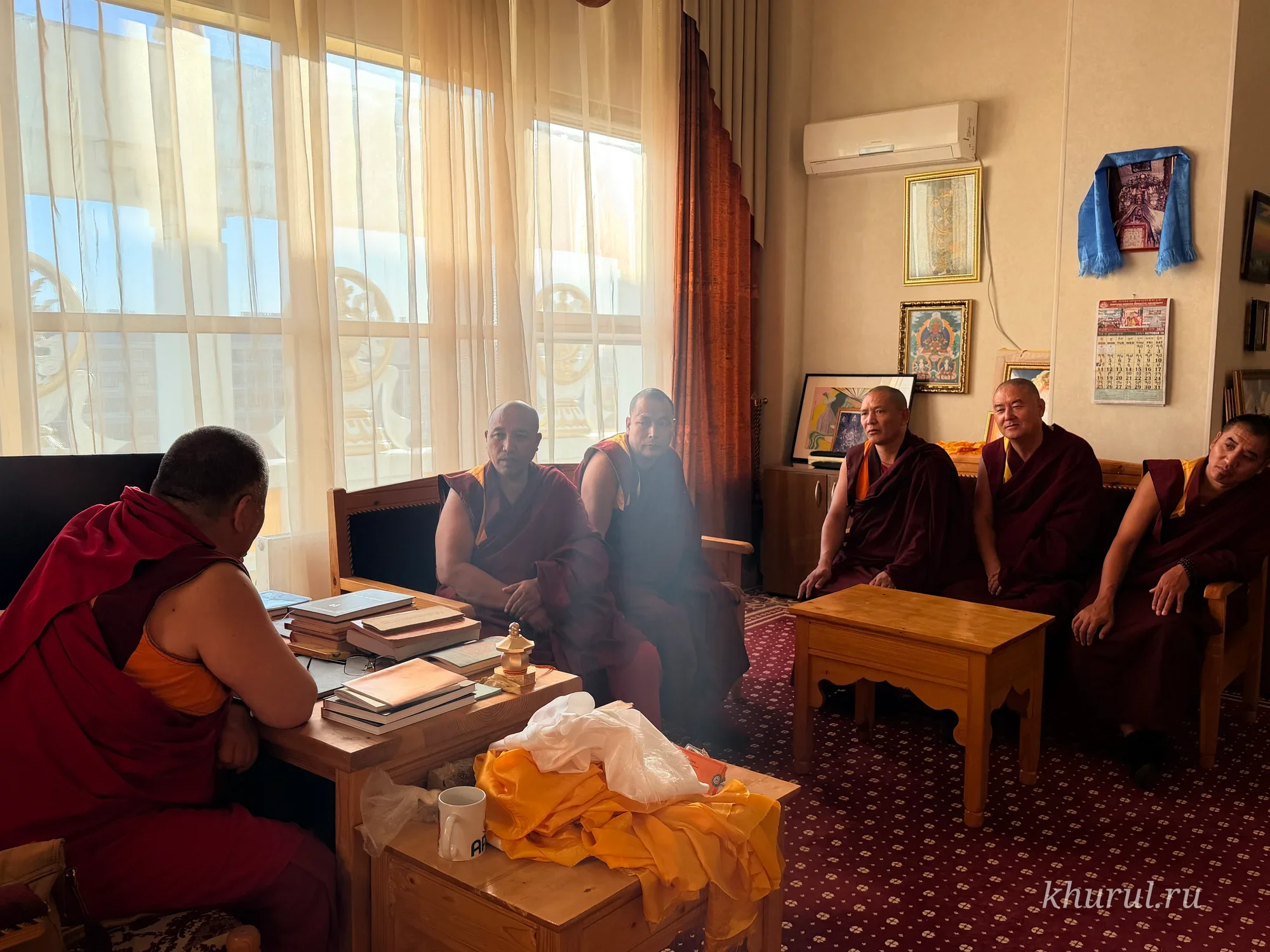 Shajin Lama of Kalmykia Welcomes a Delegation of Monks from Drepung Gomang