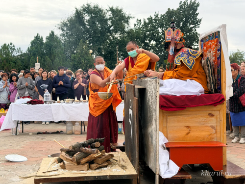Offerings Through Fire: A Fire Puja Held in Kalmykia